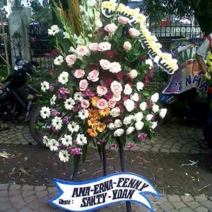 TOKO BUNGA BANDUNG, FLORIST BANDUNG, BUNGA PAPAN BANDUNG, TOKO BUNGA BANDUNG MURAH